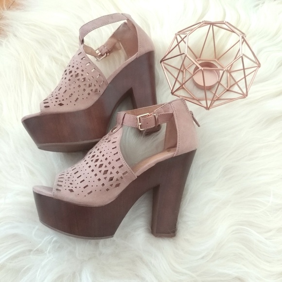 NEW Report platform heels - Picture 2 of 8